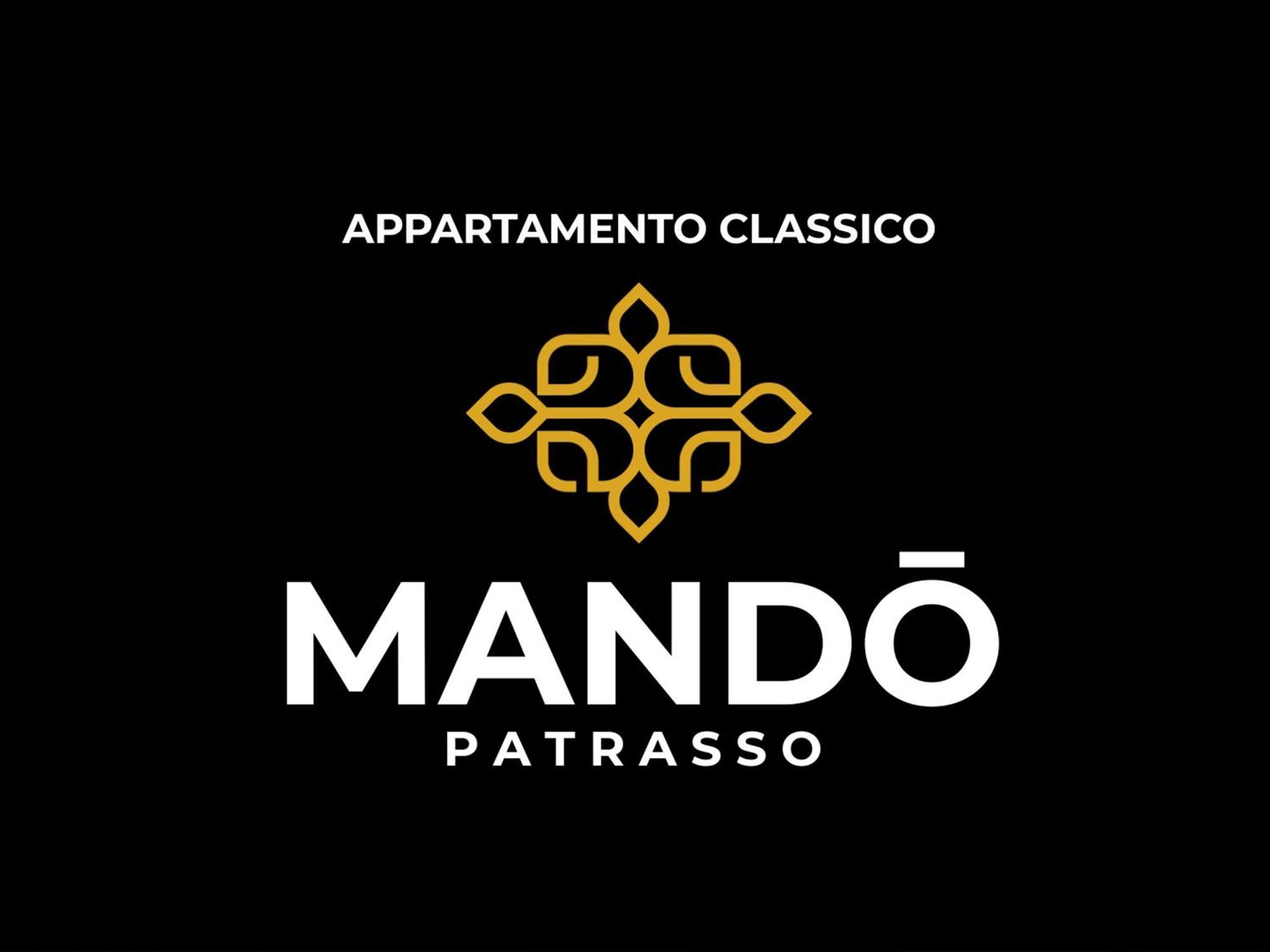 Mando Patrasso - Classical Apartment In The Center Of Patras With Free Parking Eksteriør bilde
